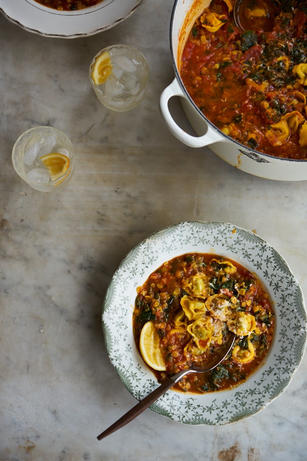 Curried Tomato Tortellini Soup