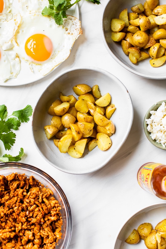 Start your day off right with a healthy Chorizo Breakfast Bowl – perfect for making ahead if you need a fast and easy breakfast on the go!