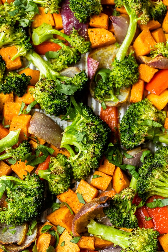 This nourishing Warm Curry Roasted Vegetable Salad with Honey Curry Dressing is a delicious vegetarian, gluten- and dairy-free dinner or make-ahead lunch.