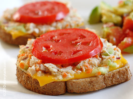 Open Faced Tuna Melt is the ultimate sandwich for all you tuna lovers! Serving them open faced is an easy way to make them healthier and cut the calories.