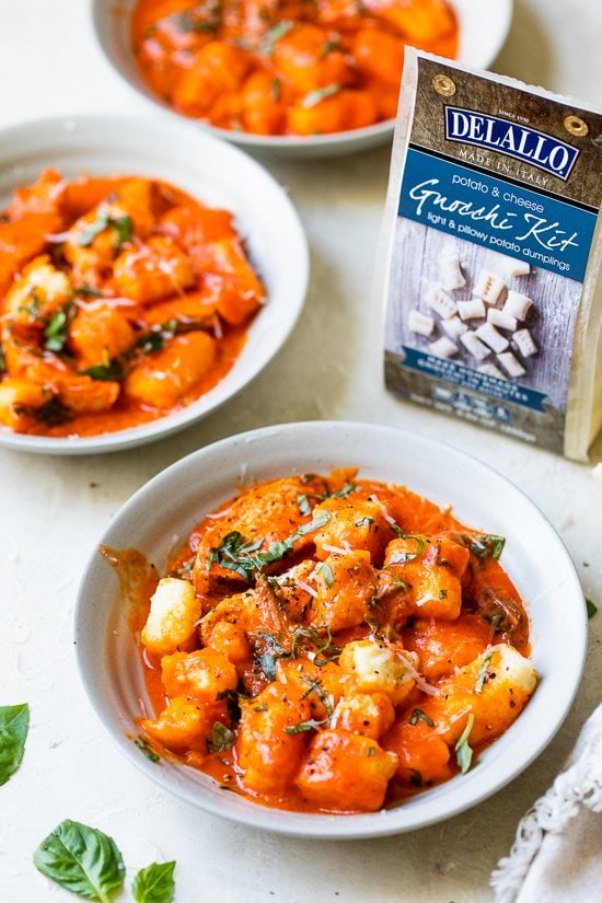 Gnocchi with Grilled Chicken in Roasted Red Pepper Sauce